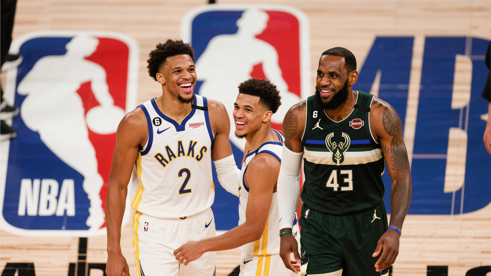 更让球迷看 更让球迷看